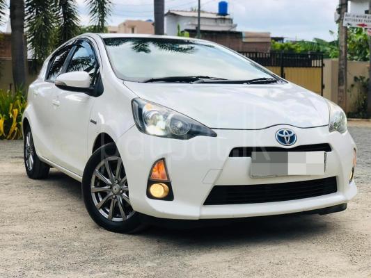 Toyota Aqua 2013 - Used Car sale in Sri Lanka - patpat.lk