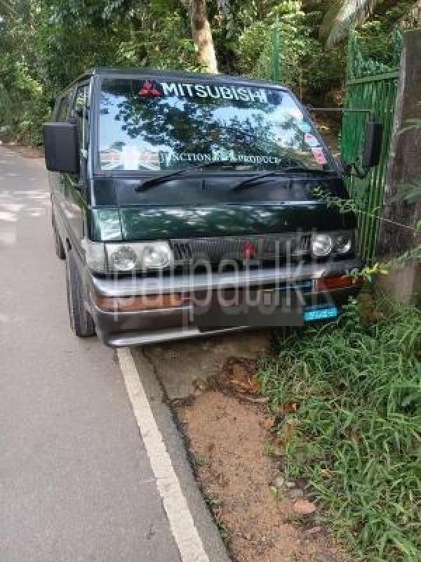 Mitsubishi Delica 1993 - பயன்படுத்தப்பட்டது வேன் sale in Sri Lanka - patpat.lk