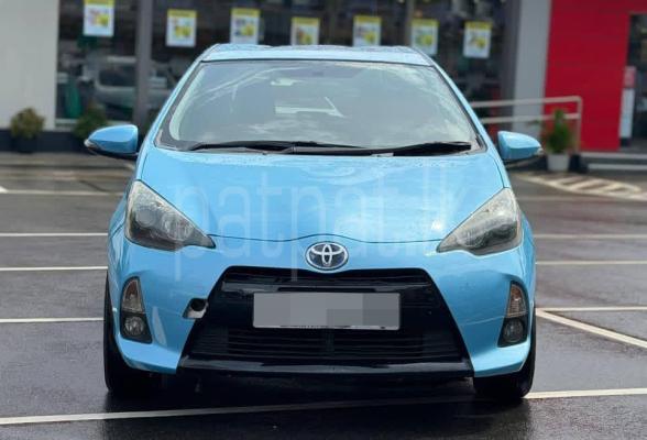 Toyota Aqua 2012 - பயன்படுத்தப்பட்டது கார் sale in Sri Lanka - patpat.lk