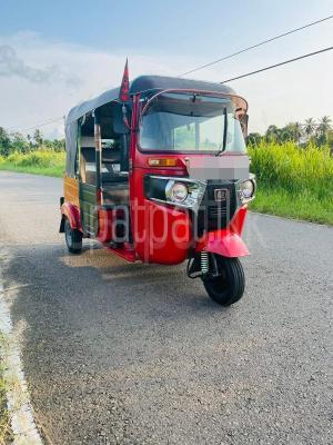 Bajaj 4 stroke 2019 - Used Three wheeler sale in Sri Lanka - patpat.lk