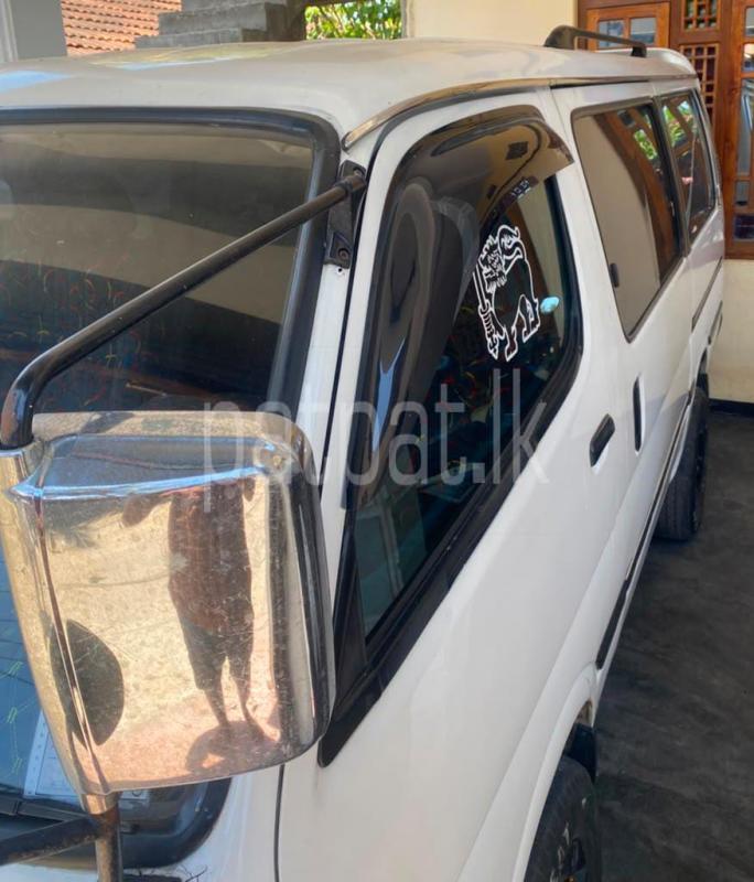 Toyota Hiace 1994 - භාවිතා කරන ලද වෑන් රථය sale in Sri Lanka - patpat.lk