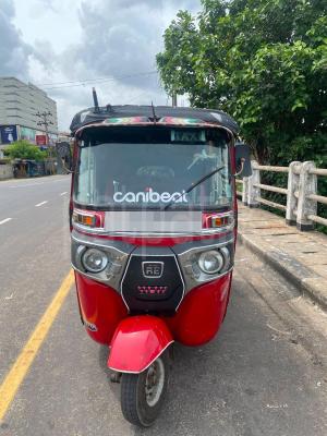Bajaj 4 stroke 2014 - பயன்படுத்தப்பட்டது முச்சக்கர வண்டி sale in Sri Lanka - patpat.lk