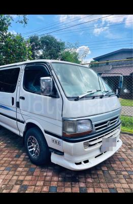 Toyota Hiace 1992 - பயன்படுத்தப்பட்டது வேன் sale in Sri Lanka - patpat.lk