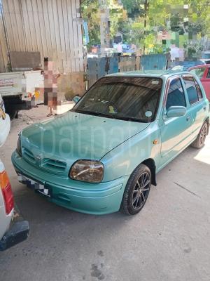 Nissan March 2000