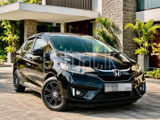 Honda Fit 2017 -  Car sale in Sri Lanka - patpat.lk