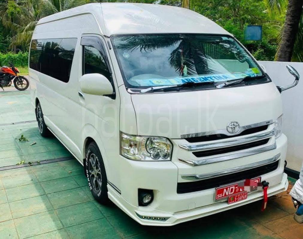 Toyota Hiace 2017 -  වෑන් රථය sale in Sri Lanka - patpat.lk