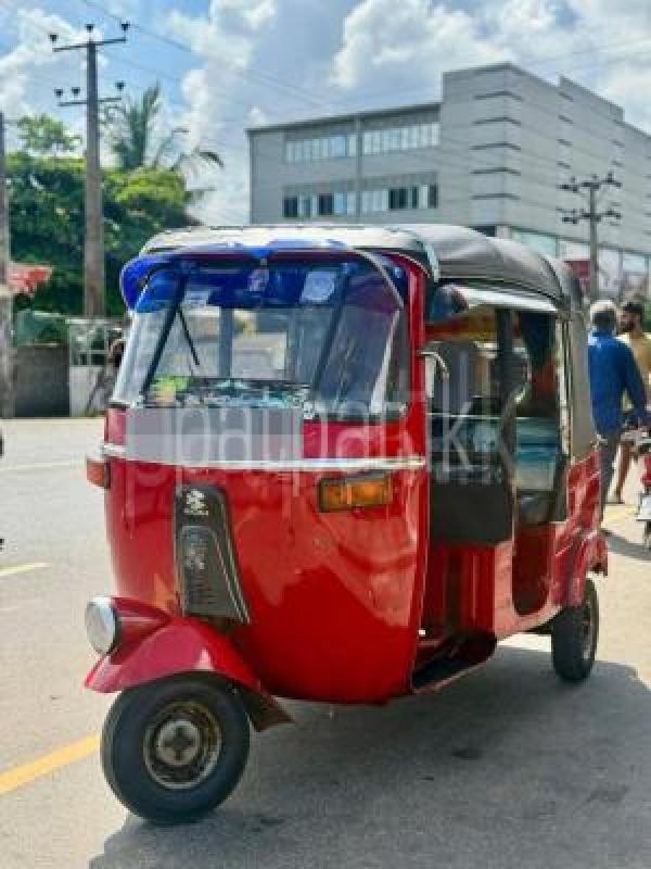 Bajaj 4 stroke 2007 - பயன்படுத்தப்பட்டது முச்சக்கர வண்டி sale in Sri Lanka - patpat.lk