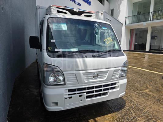 Nissan Clipper NT100 2023 - சான்றளிக்கப்பட்டது டிரக் sale in Sri Lanka - patpat.lk