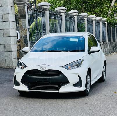 Toyota Yaris 2023 - අලුත් කාර් sale in Sri Lanka - patpat.lk