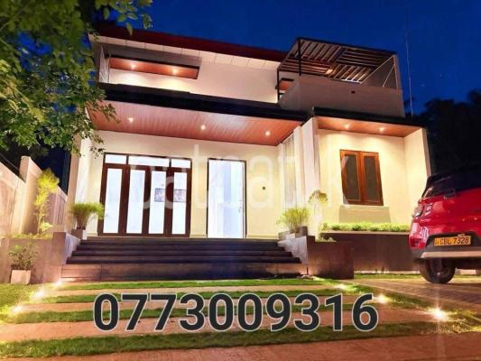 House for Sale in Udugampola
