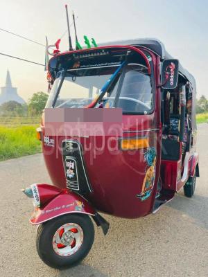 Bajaj Three Wheel 2000 - பயன்படுத்தப்பட்டது முச்சக்கர வண்டி sale in Sri Lanka - patpat.lk