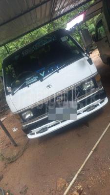 Toyota Hiace 1990 - Used Van sale in Sri Lanka - patpat.lk
