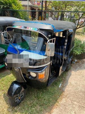 Bajaj Three Wheel 2012