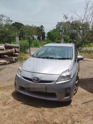 Toyota Prius 2011 - Used Car sale in Sri Lanka - patpat.lk