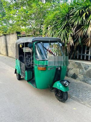 Bajaj 2 stroke 2006 - භාවිතා කරන ලද ත්‍රිරෝද රථය sale in Sri Lanka - patpat.lk