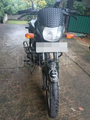 Bajaj Platina 2017 - பயன்படுத்தப்பட்டது பைக் sale in Sri Lanka - patpat.lk