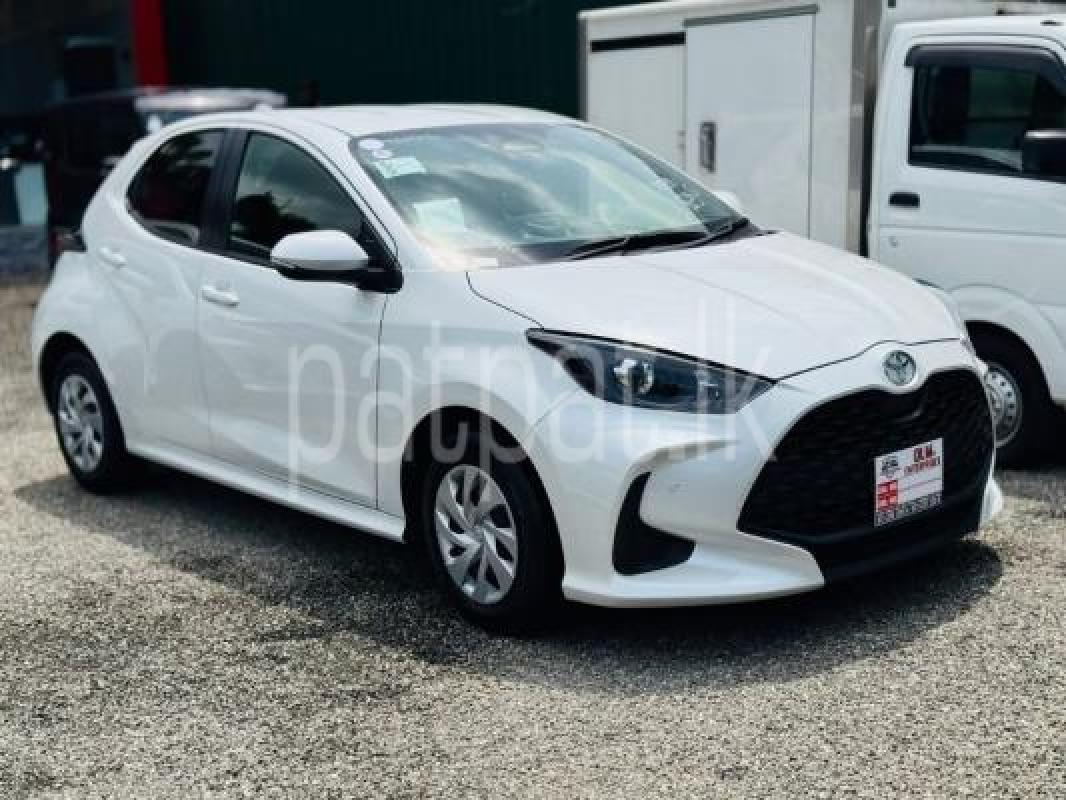 Toyota Yaris 2024 - Reconditioned Car sale in Sri Lanka - patpat.lk