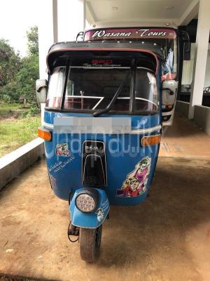 Bajaj Three Wheel 2009