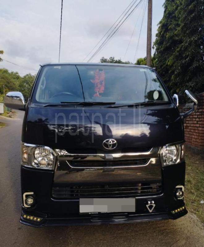 Toyota Hiace 2015 -  Van sale in Sri Lanka - patpat.lk