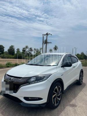 Honda Vezel 2017 - Used SUV sale in Sri Lanka - patpat.lk