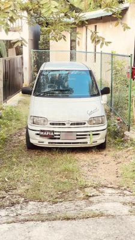 Nissan Serena 1992 -  வேன் sale in Sri Lanka - patpat.lk