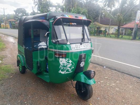 Bajaj Three Wheel 2009