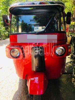 Bajaj Three Wheel 2013
