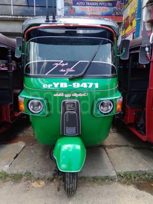 Bajaj Three Wheel 2010