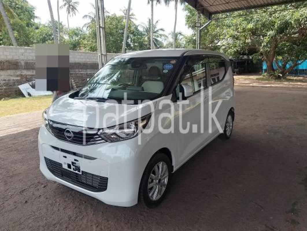 Nissan Dayz 2024 -  කාර් sale in Sri Lanka - patpat.lk