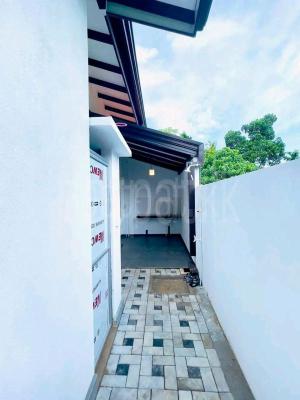 premium-listing-image