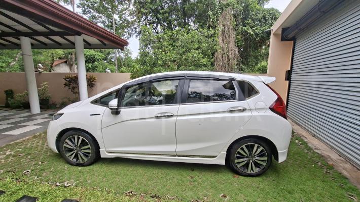 Honda Fit 2015 - Used Car sale in Sri Lanka - patpat.lk