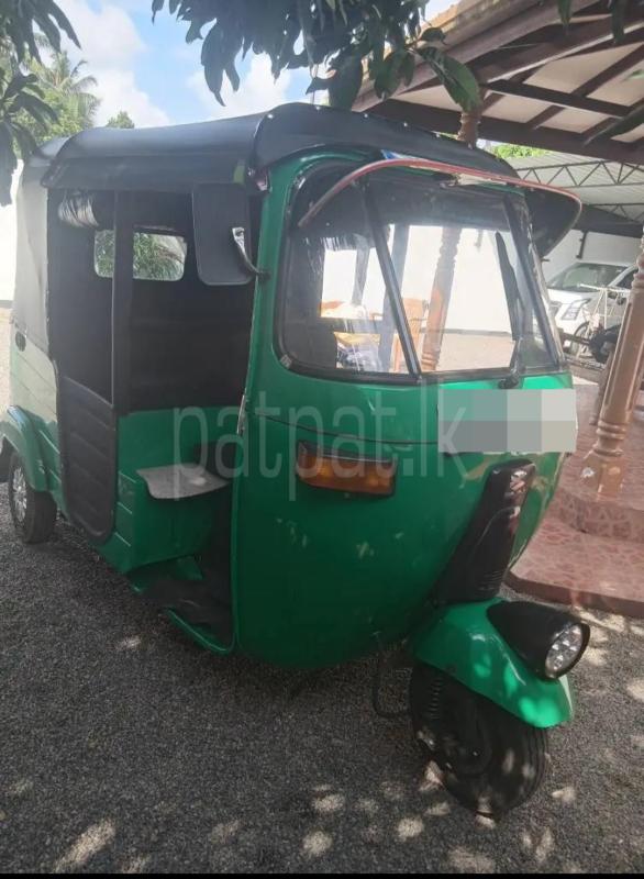 Bajaj 2 stroke 2005 - Used Three wheeler sale in Sri Lanka - patpat.lk