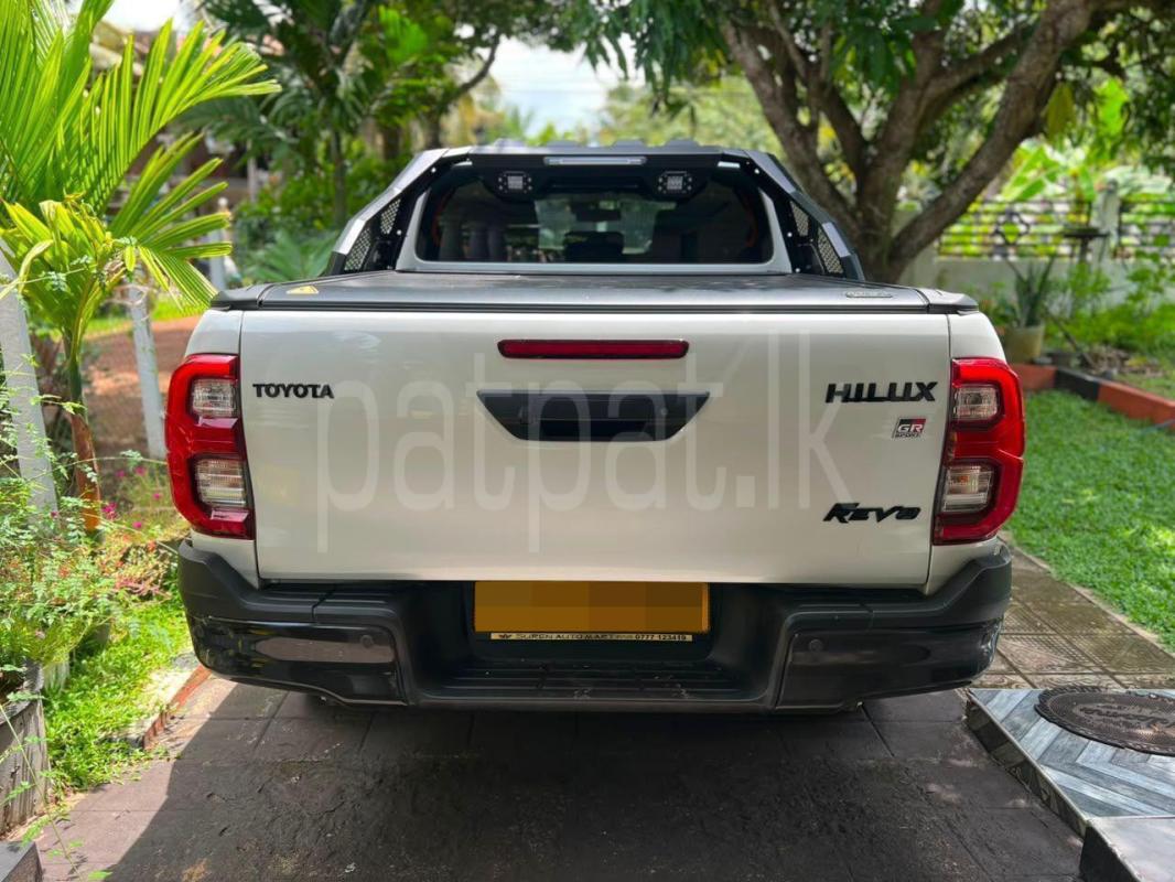Toyota Hilux 2024 - Used Pick-up  sale in Sri Lanka - patpat.lk