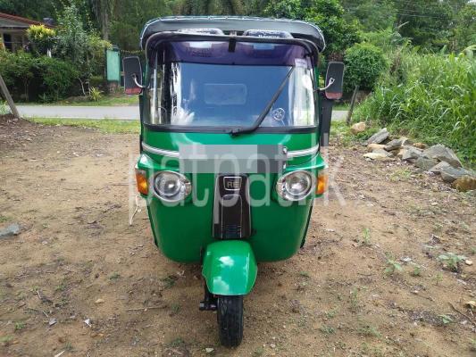 Bajaj 4 stroke 2010 - பயன்படுத்தப்பட்டது முச்சக்கர வண்டி sale in Sri Lanka - patpat.lk