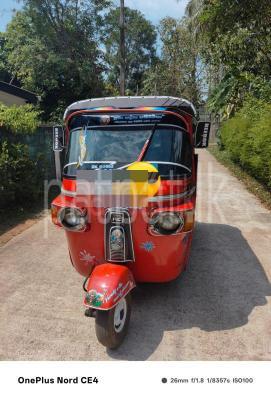 Bajaj Three Wheel 2012