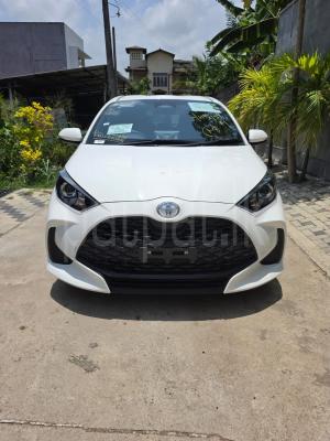 Toyota Yaris 2024 - சான்றளிக்கப்பட்டது கார் sale in Sri Lanka - patpat.lk