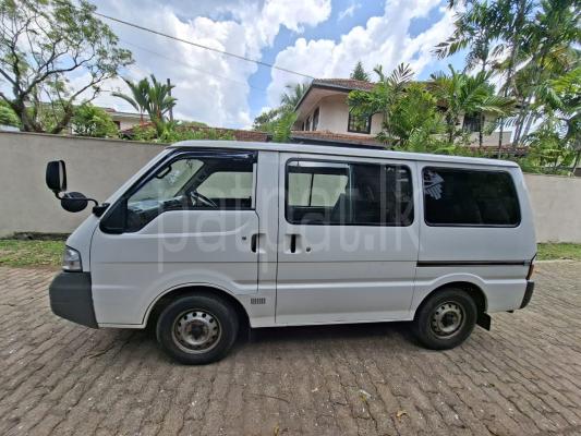 Nissan Vanette 2000