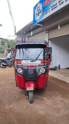 Bajaj 4 stroke 2014 -  Three wheeler sale in Sri Lanka - patpat.lk