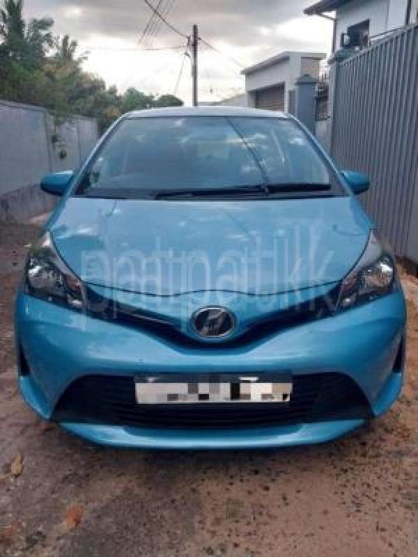 Toyota Vitz 2015 - භාවිතා කරන ලද කාර් sale in Sri Lanka - patpat.lk