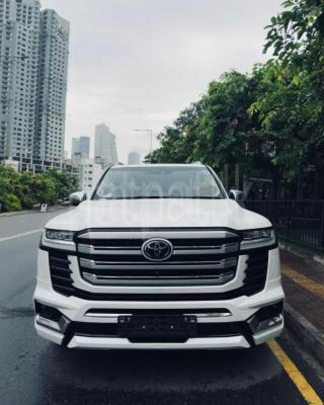 Toyota Land Cruiser 2024 -  SUV රථය sale in Sri Lanka - patpat.lk
