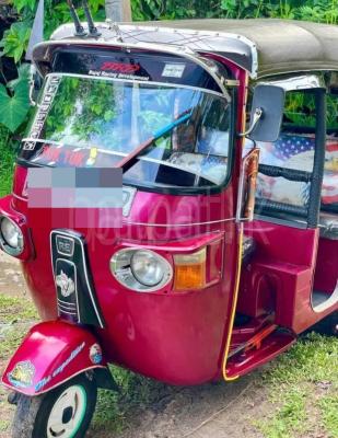 Bajaj 4 stroke 2012 - Reconditioned Three wheeler sale in Sri Lanka - patpat.lk