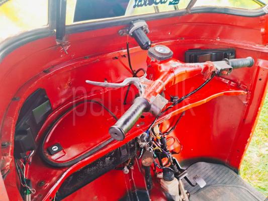 Bajaj Three Wheel 2006