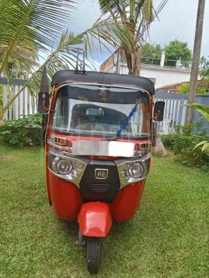 Bajaj Three Wheel 2015 - பயன்படுத்தப்பட்டது முச்சக்கர வண்டி sale in Sri Lanka - patpat.lk