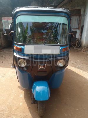 Bajaj Three Wheel 2015
