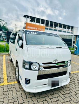 Toyota Hiace 2007 - භාවිතා කරන ලද වෑන් රථය sale in Sri Lanka - patpat.lk