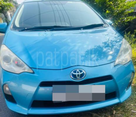 Toyota Aqua 2013 - பயன்படுத்தப்பட்டது கார் sale in Sri Lanka - patpat.lk