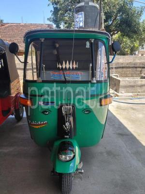Bajaj Three Wheel 2004