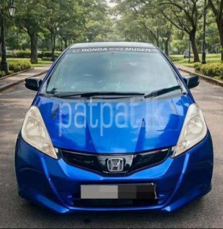 Honda Fit 2010 -  Car sale in Sri Lanka - patpat.lk