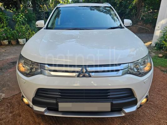 Mitsubishi Outlander 2014 - භාවිතා කරන ලද SUV රථය sale in Sri Lanka - patpat.lk