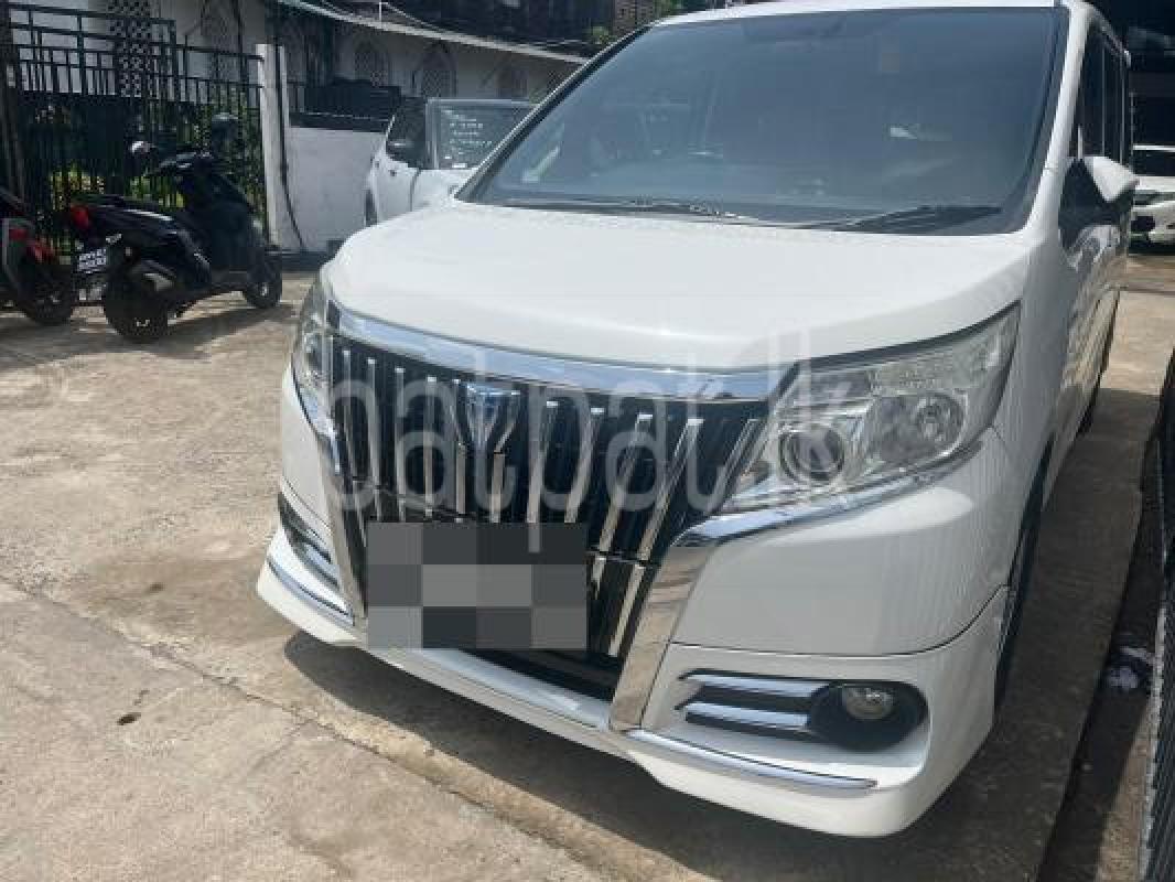 Toyota Esquire 2014 -  கார் sale in Sri Lanka - patpat.lk